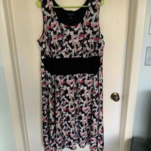 Women's Plus size Black and Pink Patterned Dress
